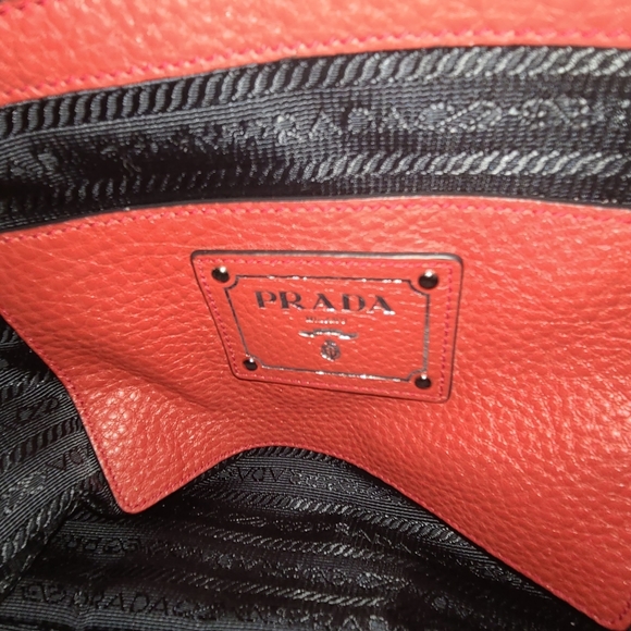 PRADA Vitello Daino Leather Double Handle - Picture 9 of 16